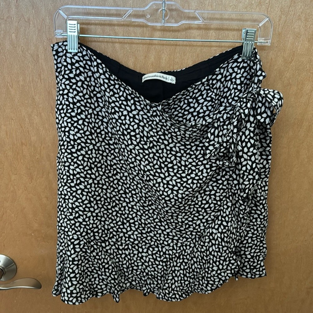 Abercrombie & Fitch Wrap Mini Skirt